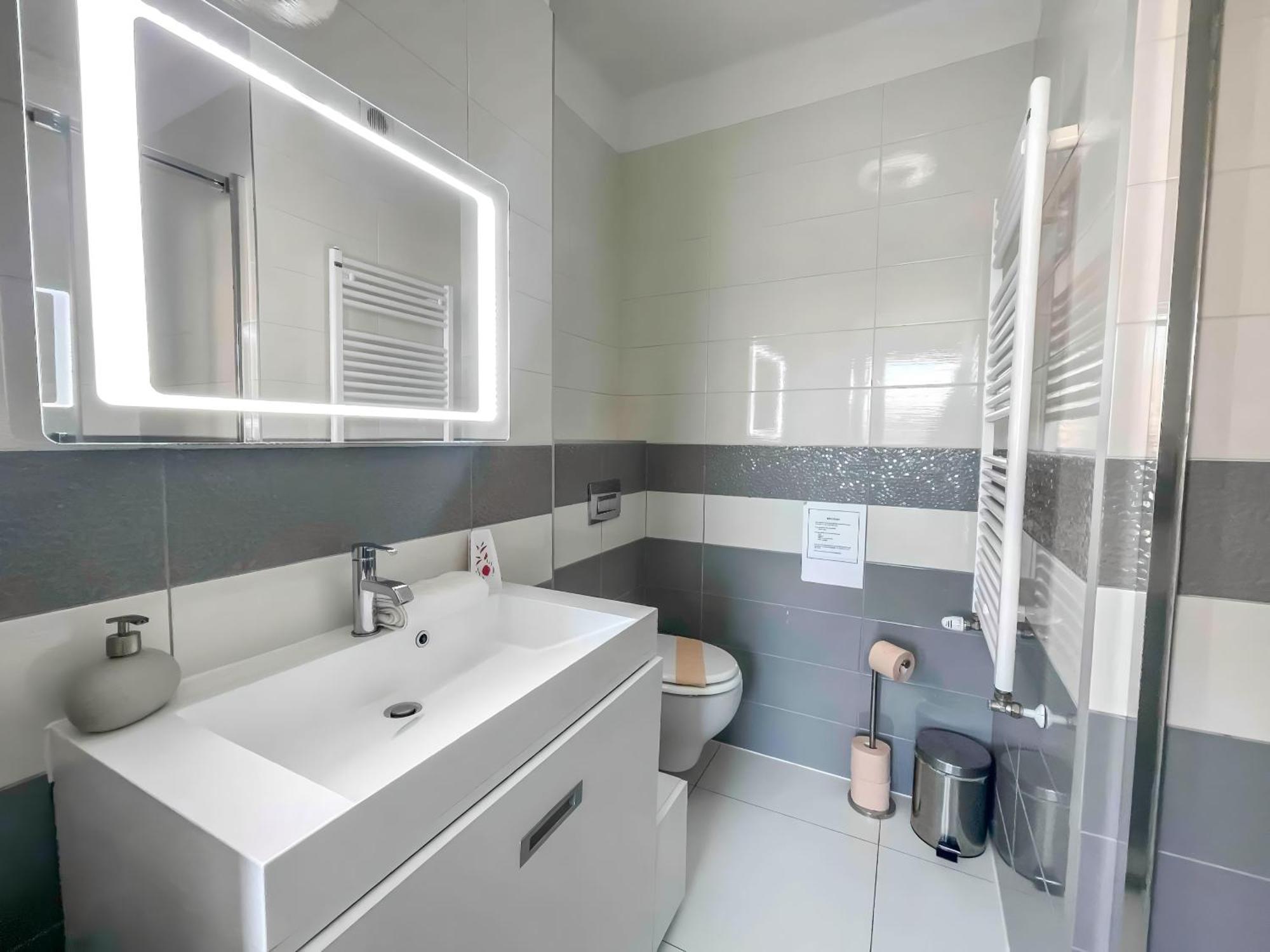 Big Wheel Panoramica Apartment Будапеща Екстериор снимка